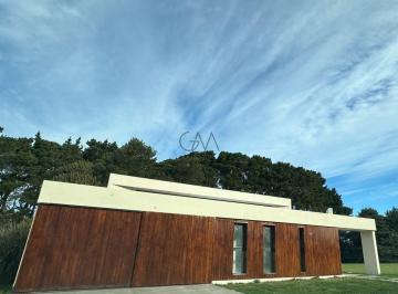 Casa · 300m² · 4 Ambientes · Casa en Venta en Barrio Rumenco