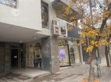 Local comercial · 162m² · Venta de Local Comercial en El Centro de Cipolletti