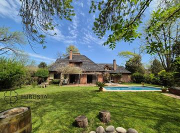 Casa de 7 ambientes, Pilar · Casa en Venta - Mayling Club de Campo - Hirusta Propiedades
