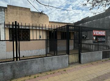 Casa · 122m² · 5 Ambientes · Casa en San Lorenzo