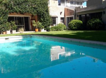 Casa · 277m² · 4 Dormitorios · 1 Cochera · Lindísima Casa en Venta en Punta Chica, San Fernando