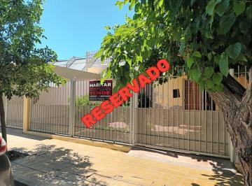 Casa · 292m² · 6 Ambientes · 2 Cocheras · Capital. Lateral de Circunvalación Entre Ig. de La Roza y Av Libertador! Excelentes Accesos