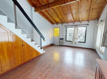 Casa · 360m² · 7 Ambientes · 2 Cocheras · Venta Casa 7 Amb con Pileta en Velez Sarfield, Floresta