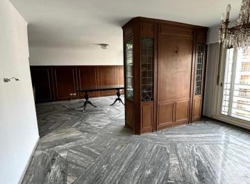Departamento · 150m² · 3 Dormitorios · Departamento con Cochera en Venta en Peatonal Sarmiento, Ciudad
