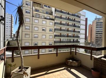 Departamento · 109m² · 4 Ambientes · 1 Cochera · Departamento en Centro
