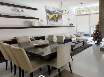Casa · 350m² · 4 Ambientes · 2 Cocheras · Cullen y Mendoza - Casa 3 Dorm. con Quincho, Piscina y Gimnasio - Barrio Belgrano