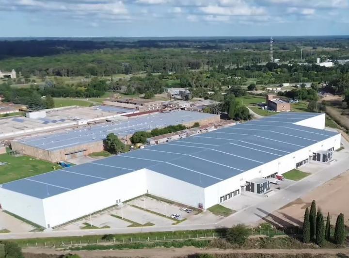 Depósito · 8000m² · 9 Cocheras