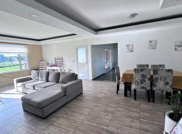 Casa · 260m² · 4 Ambientes · 1 Cochera · Casa en Venta de 4 Ambientes en Fincas de San Vicente