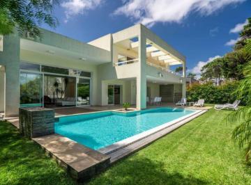 Casa · 380m² · 6 Ambientes · 2 Cocheras · Casa - Punta del Este