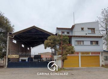 Casa · 250m² · 6 Ambientes · 1 Cochera · Casa Local Comercial Frente Ruta Neuquen