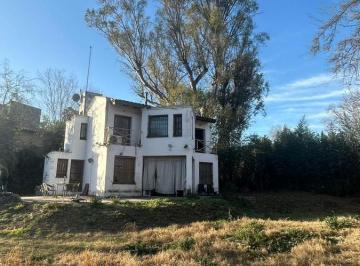Casa · 120m² · 5 Ambientes · 2 Cocheras · Casa en Mendiolaza - Valle del Sol - Amplio Terreno
