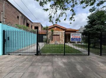 Casa de 4 ambientes, Merlo · Venta Impecable Chalet Sobre Amplio Lote Merlo