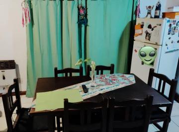 Casa de 5 ambientes, Morón · Acepta Permuta Propiedad en Venta en Eva. Peron 4475, Moron Sur Castelar.
