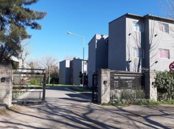 Departamento · 70m² · 4 Ambientes · 1 Cochera · Ezeiza - Departamento en Complejo de Ezeiza