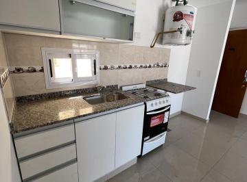 Departamento · 45m² · 2 Ambientes · 1 Cochera · 2 Ambientes - San Martin Centro