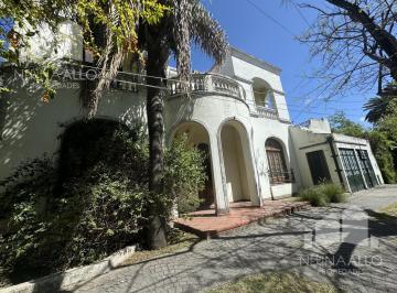 Casa · 300m² · 4 Ambientes · 2 Cocheras · Venta Casa en Ituzaingo Norte