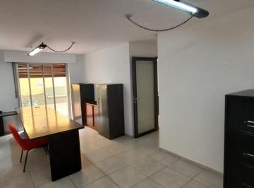 Oficina comercial · 100m² · 5 Ambientes · Oficina 4 Privados - Baño - Santa Rosa Al 100 - B° Centro