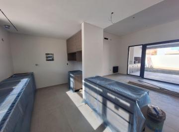 Casa · 208m² · 4 Ambientes · 1 Cochera · Duplex 3 Dorm - Cochera y Patio - Greenville II