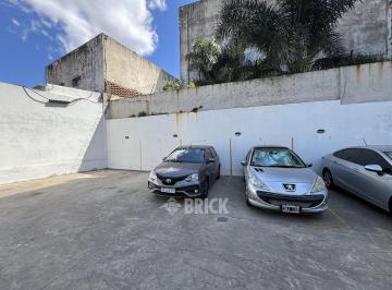 Garage · Cochera Fija Descubierta N° 10 en Planta Baja en Av Juan de Garay Al 3700 (Hay Otras)