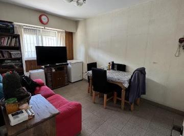 Departamento · 44m² · 3 Ambientes · Departamento a La Venta de 3 Ambientes en La Boca