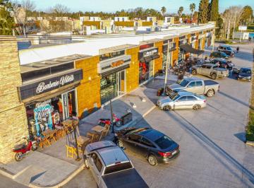 Local comercial · 80m² · Local a La Venta - Complejo Cabral Canning