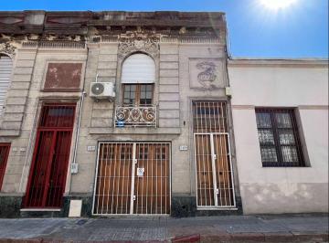 Casa · 206m² · 4 Ambientes · 2 Cocheras · Venta de Casa 3 Dorm. en La Aguada