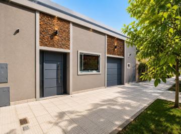 KNK-KNK-4641_2 · Oportunidad Venta Casa PH 3 Ambientes con Cochera y Parrilla