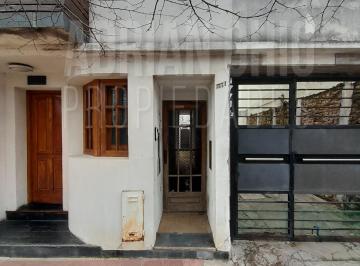 PH de 5 ambientes, La Plata · Casa en PH en Venta de 3 Dorm., en Calle 118 Entre 68 y 69 de La Plata.