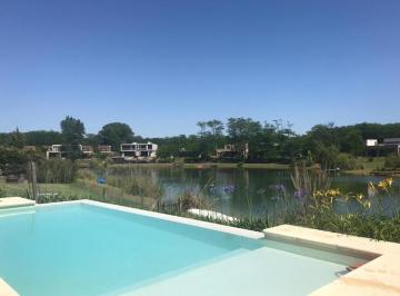 Casa · 1m² · 4 Ambientes · Lindísima Casa con Vista a La Laguna en Alquiler Temporal - Estancias del Pilar