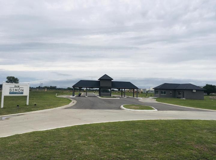 Terreno · 600m²