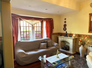 Casa de 3 ambientes, Avellaneda · Venta Casa 3 Ambientes, 2 Dorm, 4 Baños
