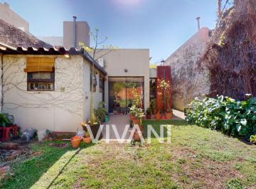 VIV-VIV-1900_2 · Casa en Venta 67 E/ 5 y 6 La Plata.