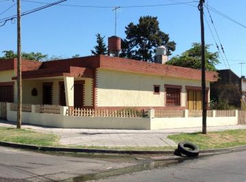 Casa de 4 ambientes, General San Martín · Casa 4 Ambientes en Venta en Billinghurst