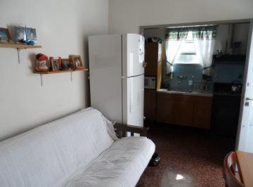 Casa de 2 ambientes, General San Martín · Casa Multifamiliar en Venta en San Martin
