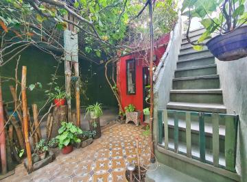 Casa · 221m² · 3 Ambientes · Venta Casa C/galpon 3 Amb 277 m² Cochera Jardín Valentin Alsina