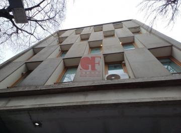 Edificio · 820m² · 19 Ambientes · 10 Cocheras · Excelente Edificio en El Corazon de Palermo con Gran Lote Para Estacionamiento!