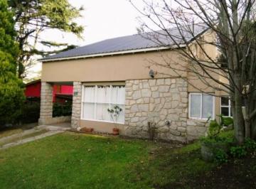 Casa de 3 ambientes, Mar del Plata · Chalet con Pileta en Sierra de Los Padres.