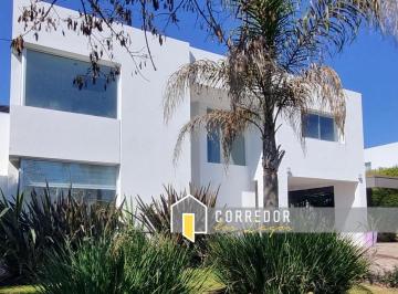 Casa · 700m² · 6 Ambientes · 2 Cocheras · Venta, Casa, Fincas de Iraola II