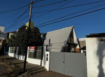 Casa de 3 ambientes, La Calera · Casa Bungalow en Cuesta Colorada