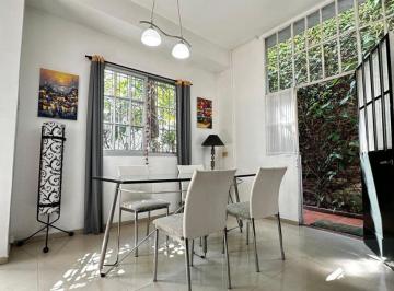 Casa · 225m² · 3 Ambientes · 1 Cochera · Casa en en San Martín