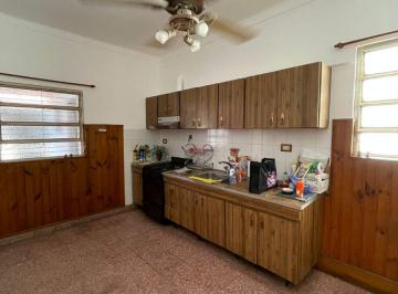 Casa 320m² Venta Lanús Este · Casa S/ Lote de 8.66 X 34 m