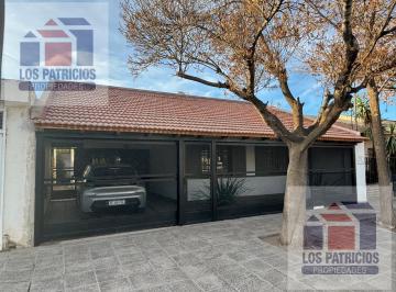 Casa · 143m² · 5 Ambientes · 1 Cochera · Casa en Venta en Cipolletti