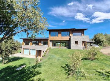 Casa · 118m² · 4 Ambientes · 1 Cochera · Casa en Venta 4 Ambientes en Patagonia VII - Arelauquen, Bariloche