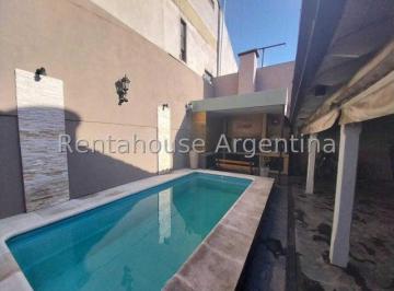 Casa de 6 ambientes, La Matanza · Hermosa Casa (Chalet) en Villa Celina, de Categoría con Pileta y Garaje 25 - 13