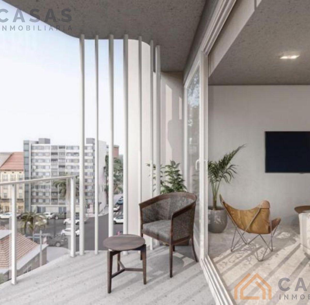 En venta Semipiso de 2 ambientes con balcón a la calle y cochera cubierta en barrio La Perla