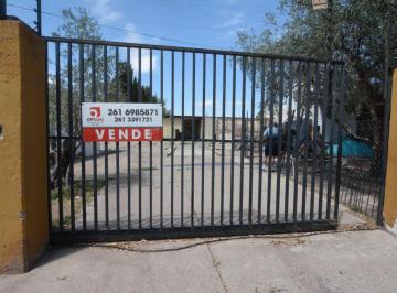 Bodega-Galpón · 500m² · 3 Ambientes · 4 Cocheras · Venta de Galpón en Maipú