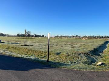 Terreno · 830m² · Venta de Lote/terreno en Los Pasos del Jockey 4 - Funes