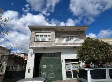 Local comercial · 557m² · 4 Ambientes · Deposito con Vivienda en Castelli E Italia