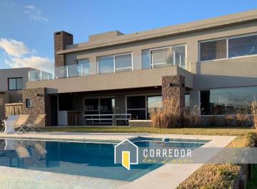 Casa · 200m² · 5 Ambientes · Casa, Alquiler Temporal, Barrio El Canton, Norte Al 100