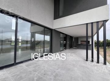 Casa · 245m² · 7 Ambientes · 2 Cocheras · Casa en Venta Al Lago en San Matías, Escobar
